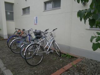 教会　自転車