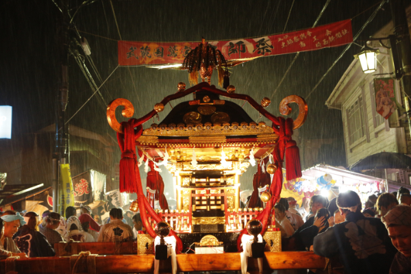 071　土師祭2015　雨の中の千貫神輿